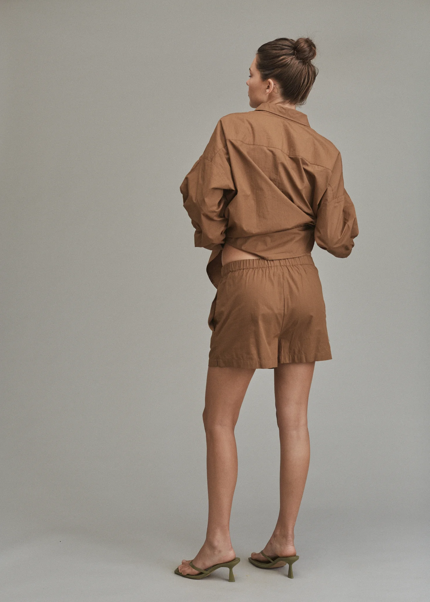 MOLLY SHORT - FALL 2024 - Image 2