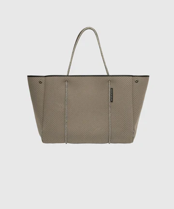 STATE OF ESCAPE – ESCAPE™ TOTE - Image 7